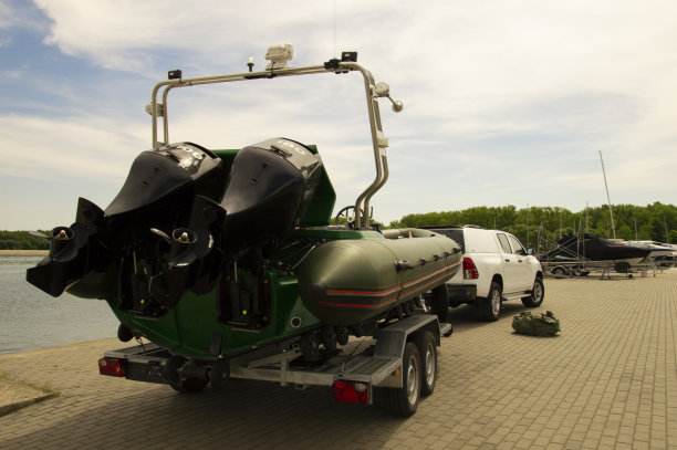 警用船只，边境保护与反恐概念图片下载