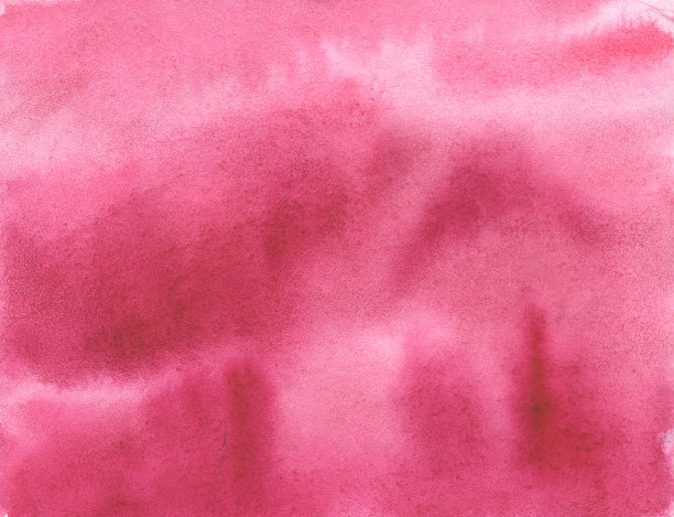 以魔幻森林、景观剪影和薄雾为艺术设计元素。图片下载