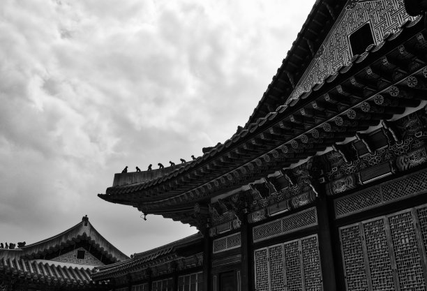 韩国传统宫殿昌德宫，黑白照片图片下载