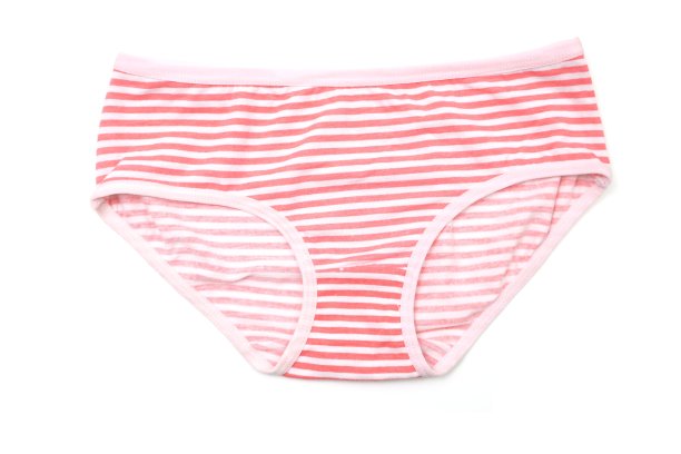 平铺的粉色内裤孤立在白色的背景图片下载