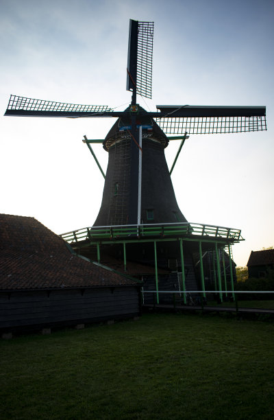 荷兰Zaanse Schans的特色风车图片下载