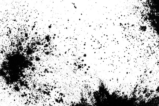 黑色的沙子孤立在白色的沙子上图片下载