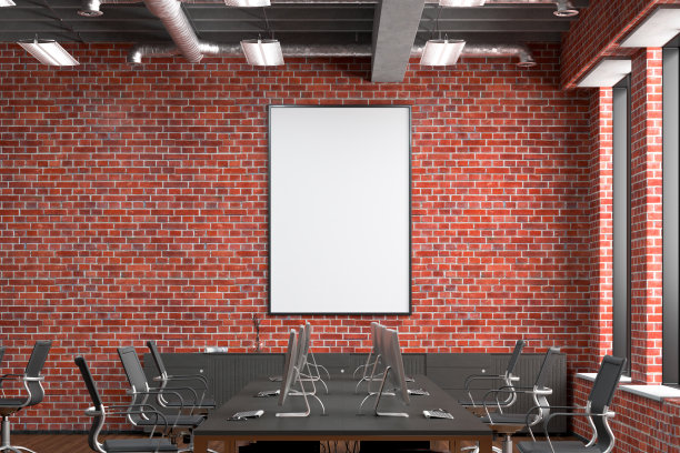 空白海报模拟在墙上的办公室内部图片下载