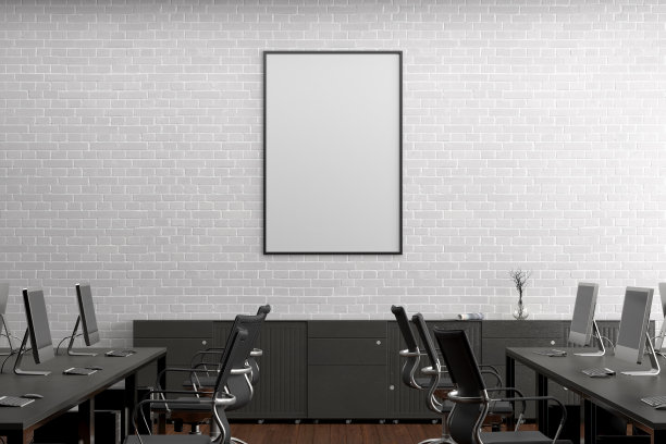 空白海报模拟在墙上的办公室内部图片下载