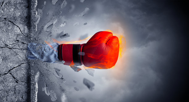 手撞击强烈，打破了石墙图片下载