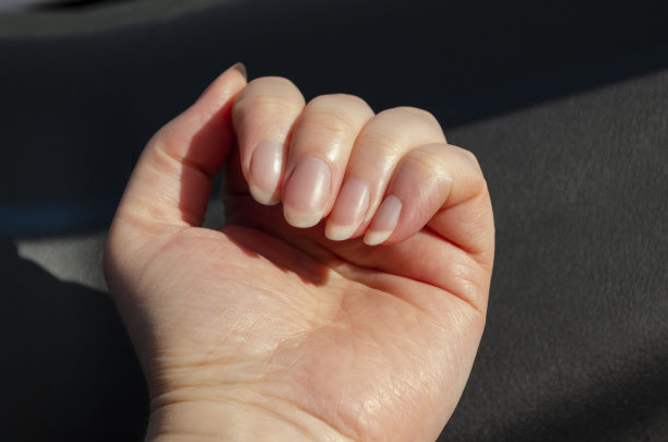 手翻自然指甲没有清漆图片下载