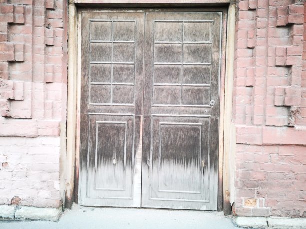 古老的门图片下载