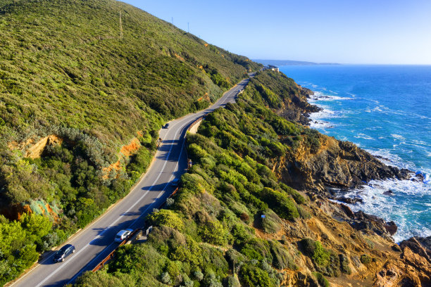 意大利托斯卡纳海岸公路鸟瞰图图片下载