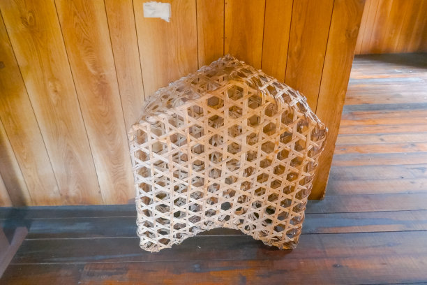 空柳条篮子。手工制作的装饰图片下载