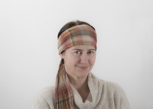 中年妇女的肖像图片下载