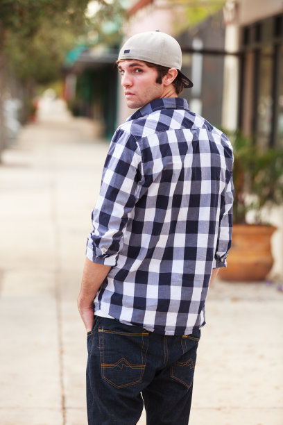 英俊的年轻人图片下载