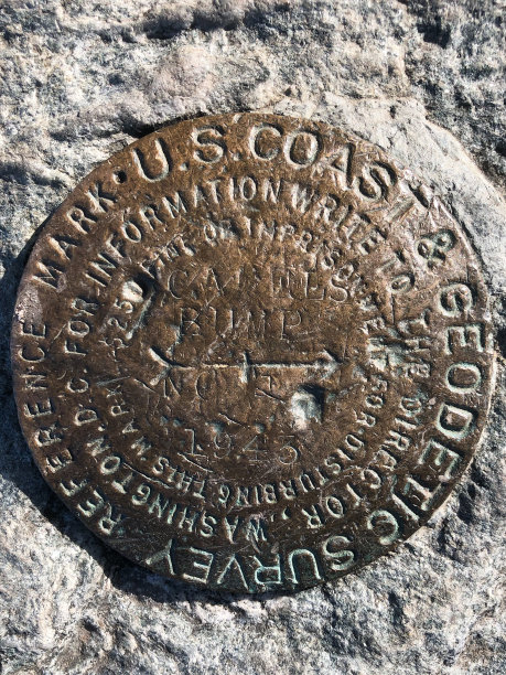 美国地质调查标志-骆驼的驼峰(骆驼的臀部)，佛蒙特州图片下载