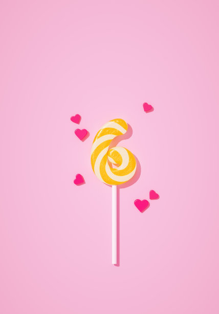 数字6。6号棒棒糖和粉色背景上的一颗心。6周年庆典。生日节日聚会活动装饰。三维渲染图片下载