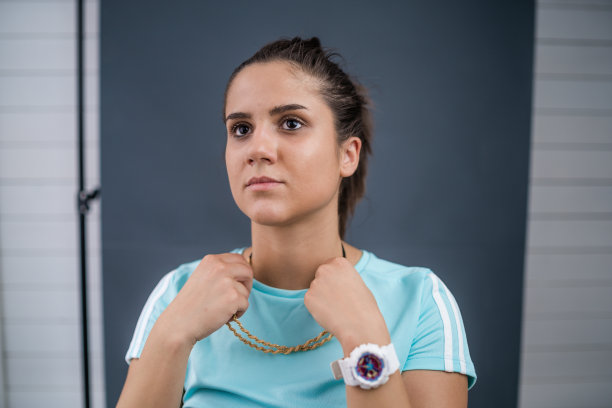 女人的肖像图片下载