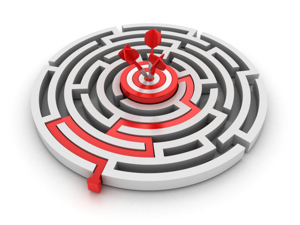 圆形迷宫与目标和飞镖- 3D渲染图片下载