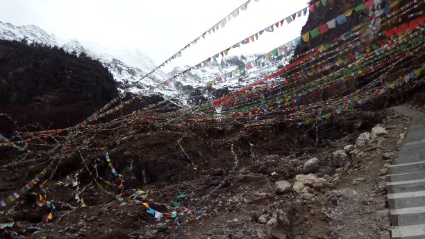 中国雪山图片云南雪山美莱山脉图片下载