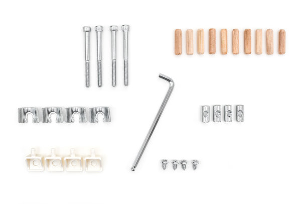 一组隔离在白色背景上的紧固件图片下载