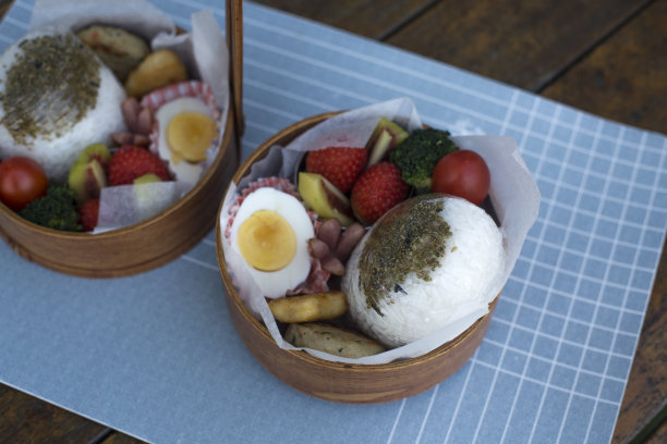 日本饭团(饭团)饭盒图片下载