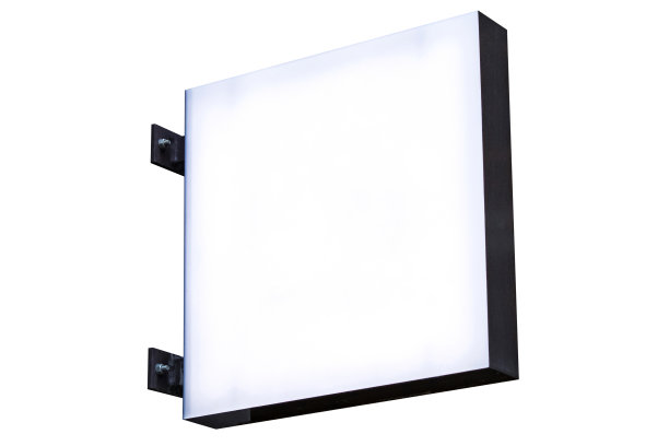 招牌模型，广告模板，空框复制空间，标志和文字。现代标识平面风格。户外街道横幅孤立的白色背景素材图片