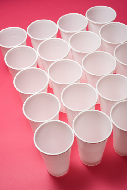 一次性塑料杯图片下载