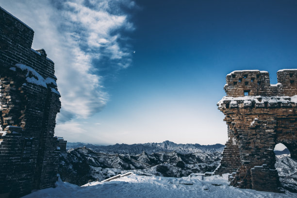长城上的雪图片下载