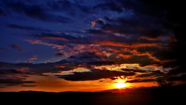 日落的颜色图片下载