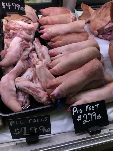 猪尾巴和猪脚图片下载