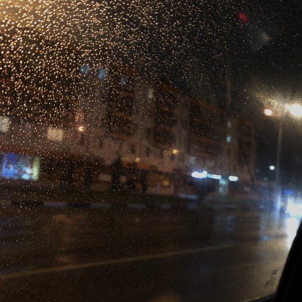 人群中的面孔图片下载