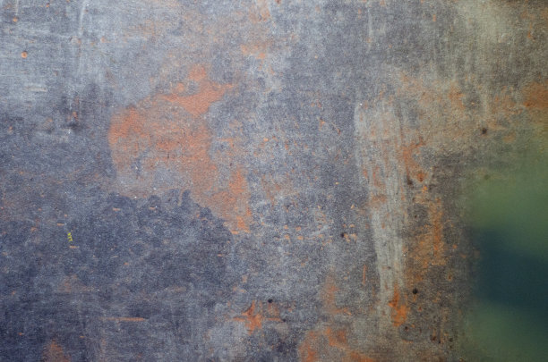 色彩斑斓的墙面，自然的质感让人放松图片下载