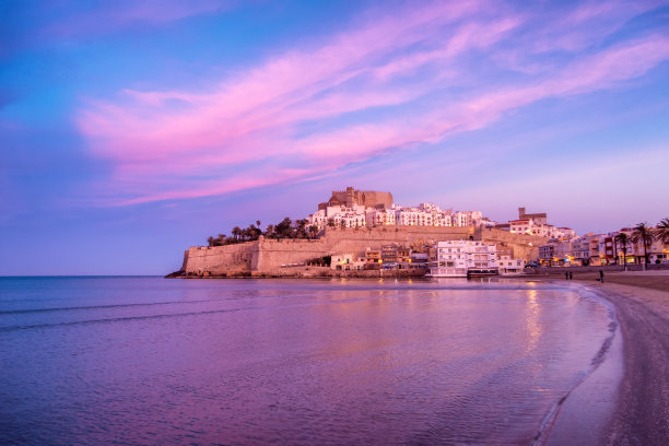 Peñiscola日落时分，西班牙图片下载