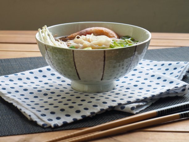 亚洲食物虾米粉汤图片下载