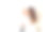 妈妈和女儿在明亮的公寓或房子的厨房里。素材图片