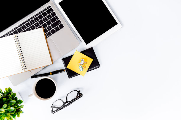 俯视图办公室办公桌现代与工作空间在办公室与复制空间，平铺。图片下载