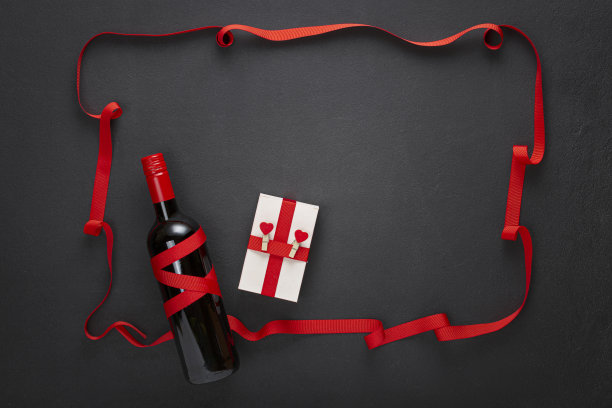 心形，氦气球，订婚戒指盒，餐桌摆设，浪漫晚餐，装饰品图片下载