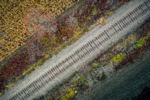 丰富多彩的农场跟踪图片下载