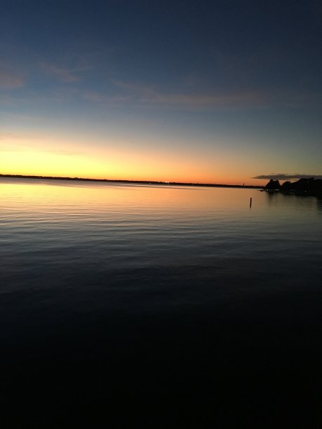 湖雷哈伯德图片下载