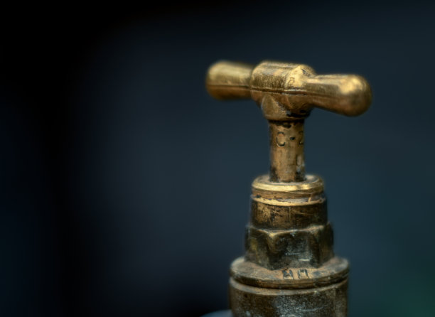 青铜户外水龙头/水龙头。图片下载