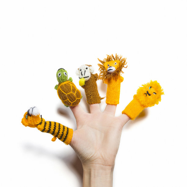 白色背景上的手指木偶图片下载