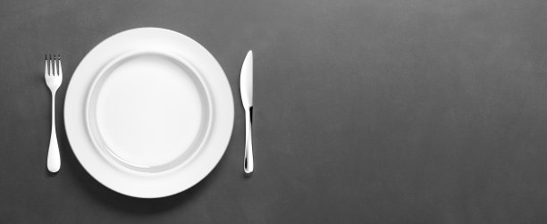 抽象白瓷餐具，银制餐具图片下载