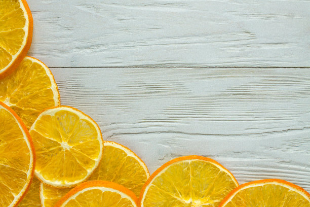 橙色的芯片靠近了图片下载