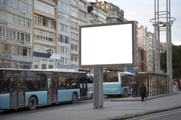 街上的空白广告牌图片下载
