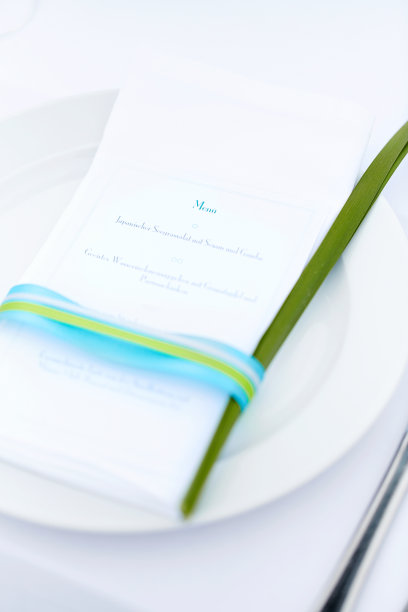 蓝色水景婚礼拍摄照片图片下载