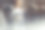 在健身房里训练的孕妇图片下载