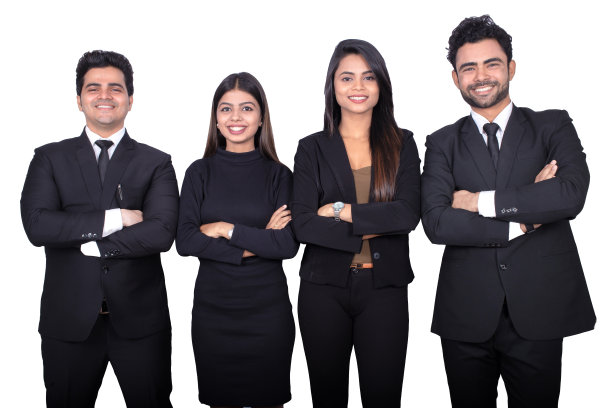 商人们双臂交叉站在白色背景上的肖像图片下载