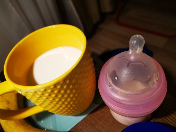 父女奶图片下载