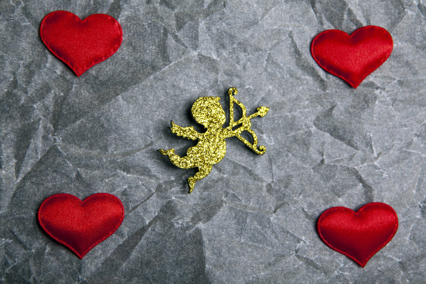 金丘比特心纸背景图片下载