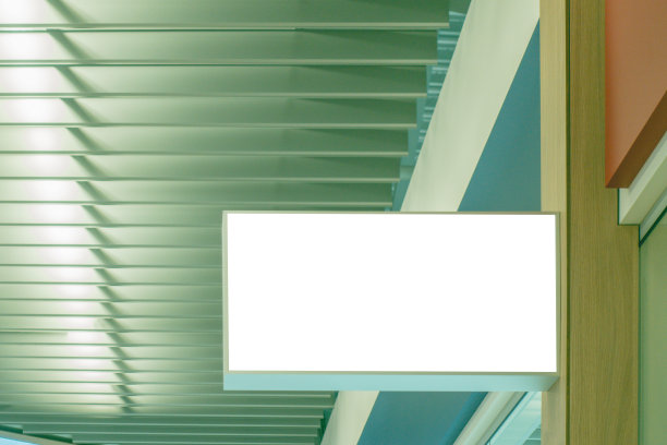 仿造商场内商店、商店的白色横矩形空标牌图片下载