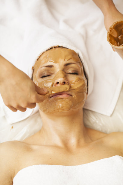 泥巴美容spa图片下载