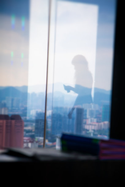 吉隆坡的金发女人图片下载