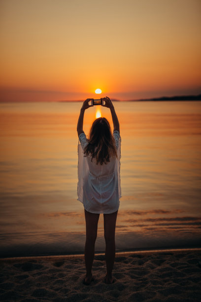 玩得开心图片下载